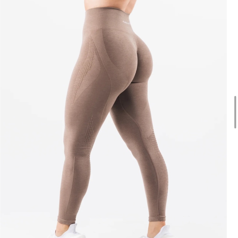 Alphalete amplify contour leggings - sand
